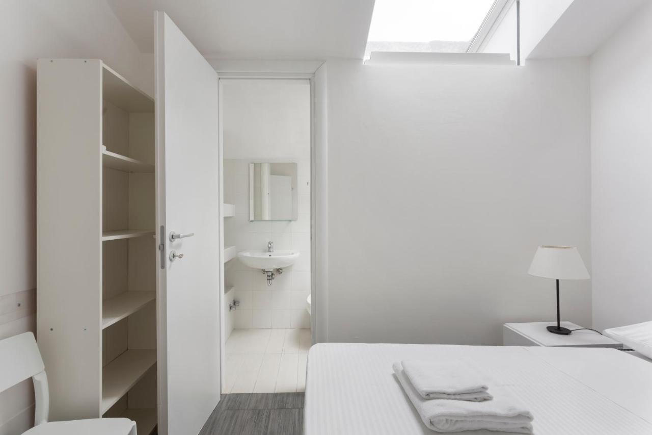 2 Bedroom 2 Bathroom Apt - Duomo 1 Милан Экстерьер фото